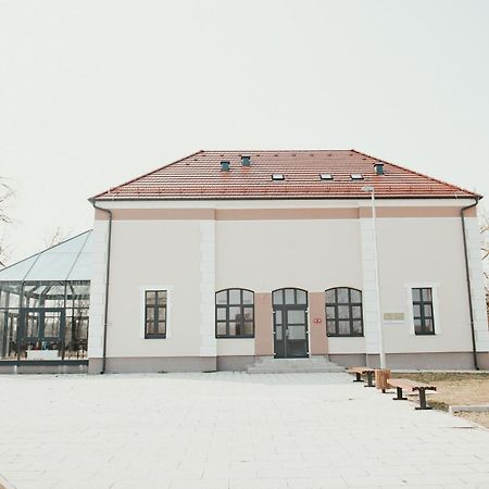 Hotel Kurija Jankovic Lukac Exteriér fotografie