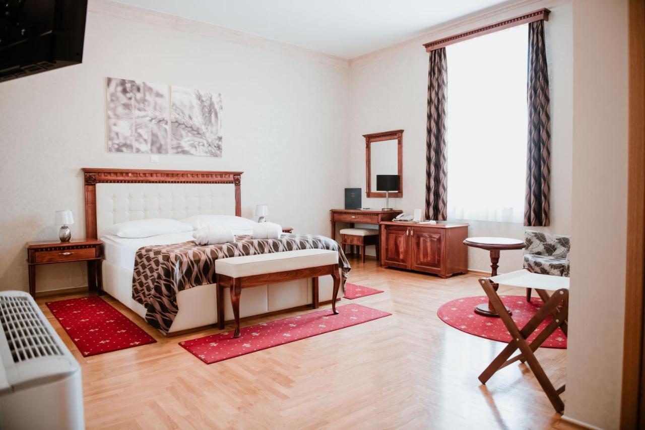 Hotel Kurija Jankovic Lukac Exteriér fotografie
